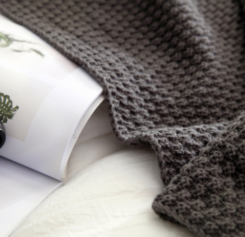 Nordic fringed knit ball wool shawl sofa leisure blanket