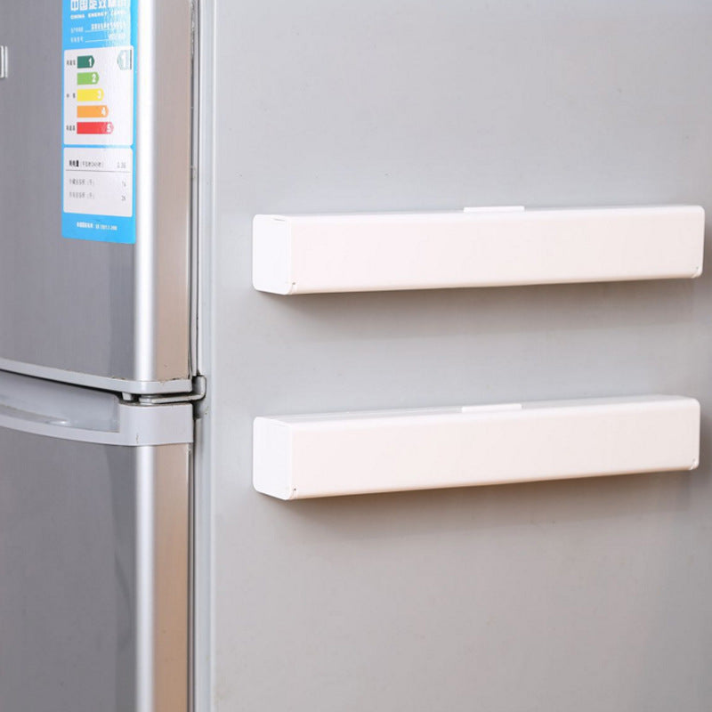 Simple Creative Kitchen Gadget Refrigerator Magnet Cling Film Cutter