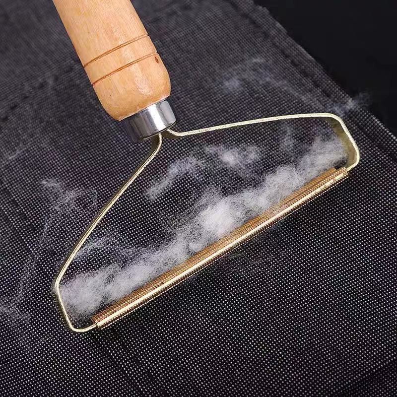 Portable Lint Remover for Clothing