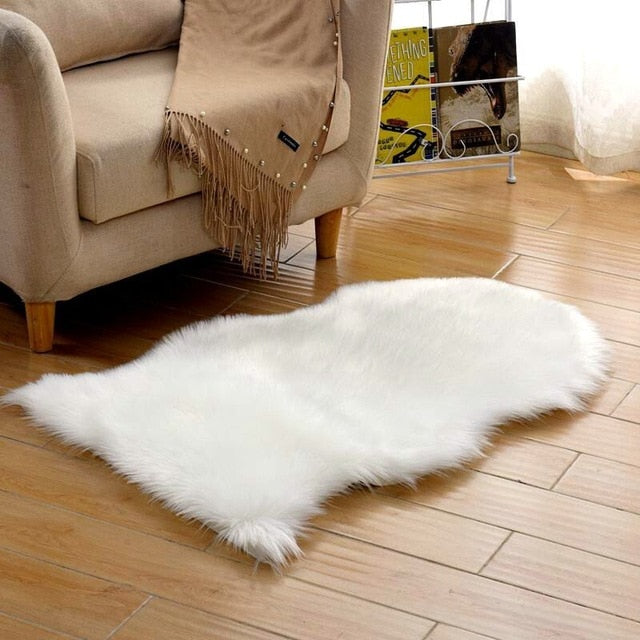 White Soft Artificial Sheepskin Carpet