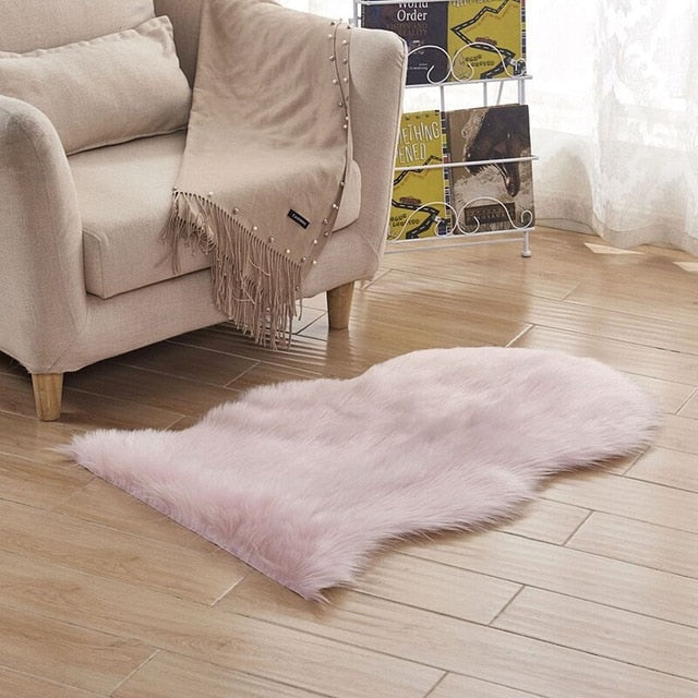 White Soft Artificial Sheepskin Carpet