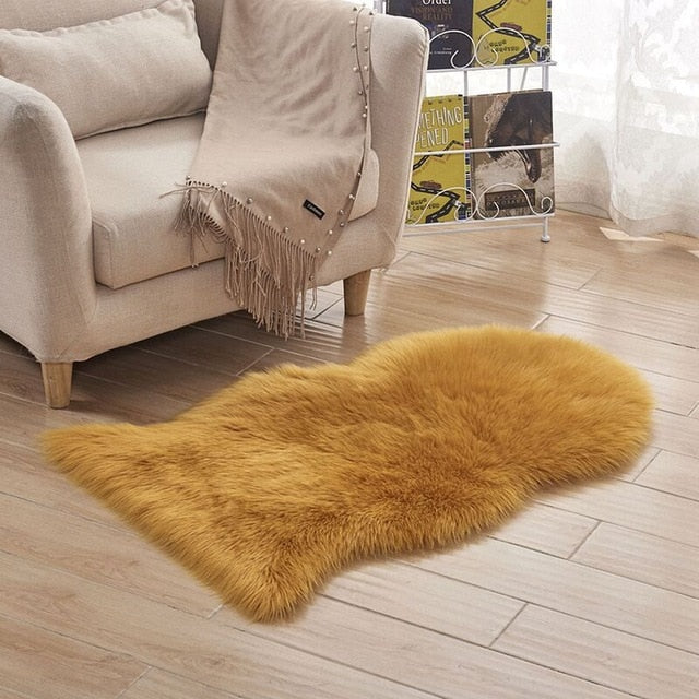 White Soft Artificial Sheepskin Carpet