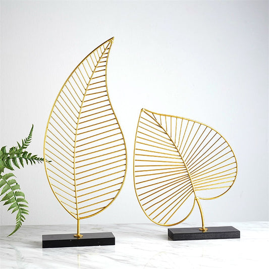 Creative Golden plant statue Crafts