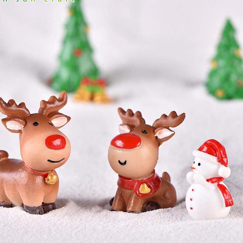 Christmas Decoration Tree Figurines