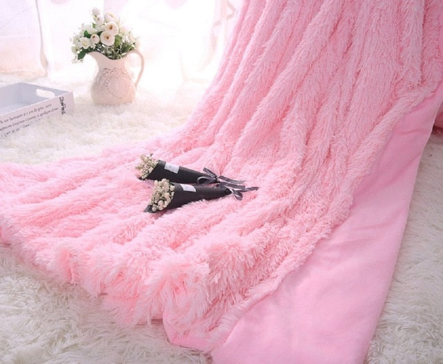 Elegant Cozy With Fluffy Throw Blanket
