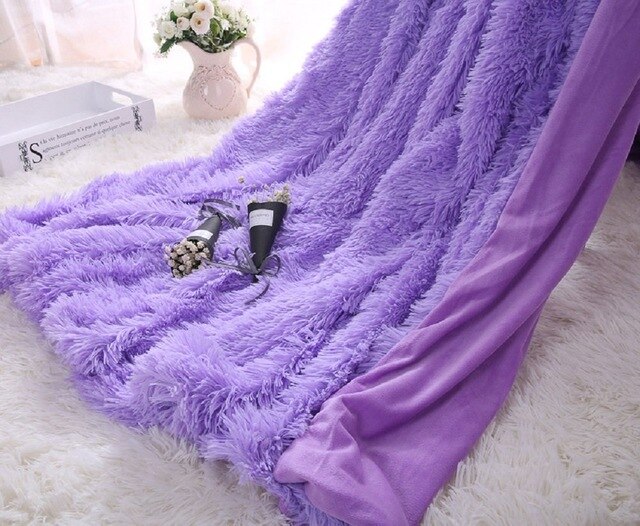 Elegant Cozy With Fluffy Throw Blanket