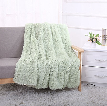 Elegant Cozy With Fluffy Throw Blanket