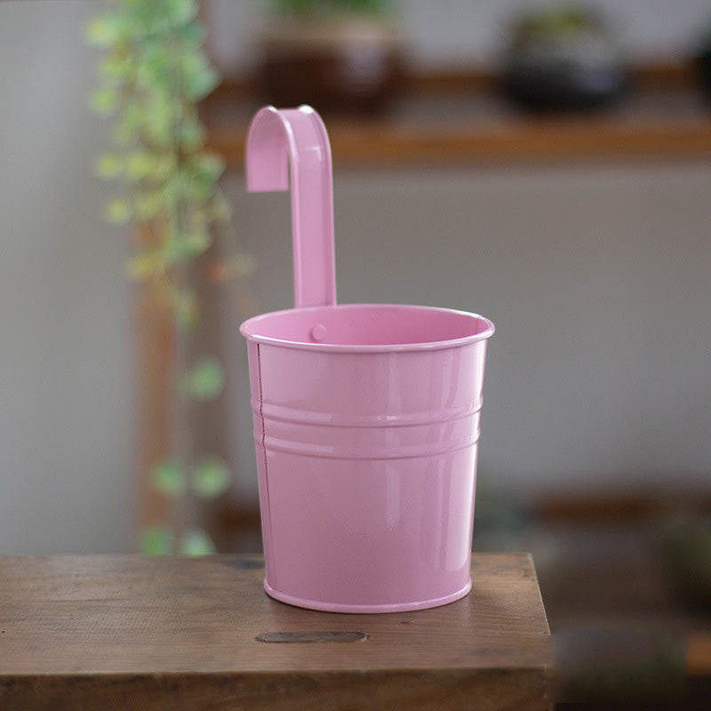 Hanging Flower Pots Garden Pots and Planters Hanger