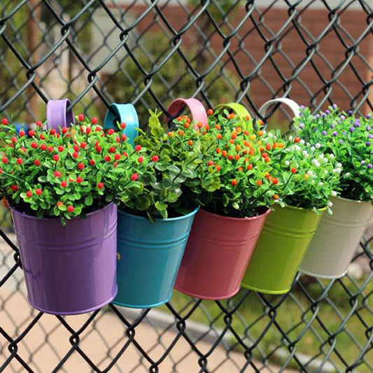Hanging Flower Pots Garden Pots and Planters Hanger