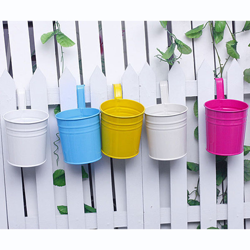 Hanging Flower Pots Garden Pots and Planters Hanger