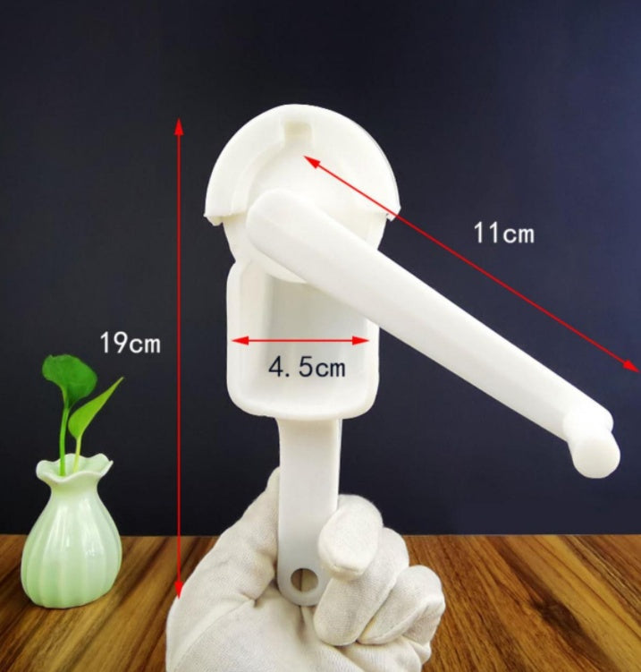 Hand Operated Plastic Garlic Paste Machine