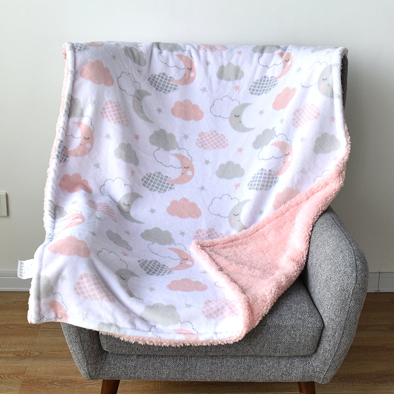 ﻿Baby Flannel Shawl Blanket
