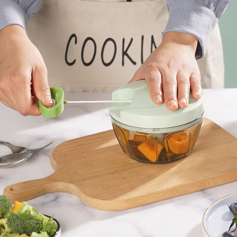 Simple Rotating Garlic Slicer