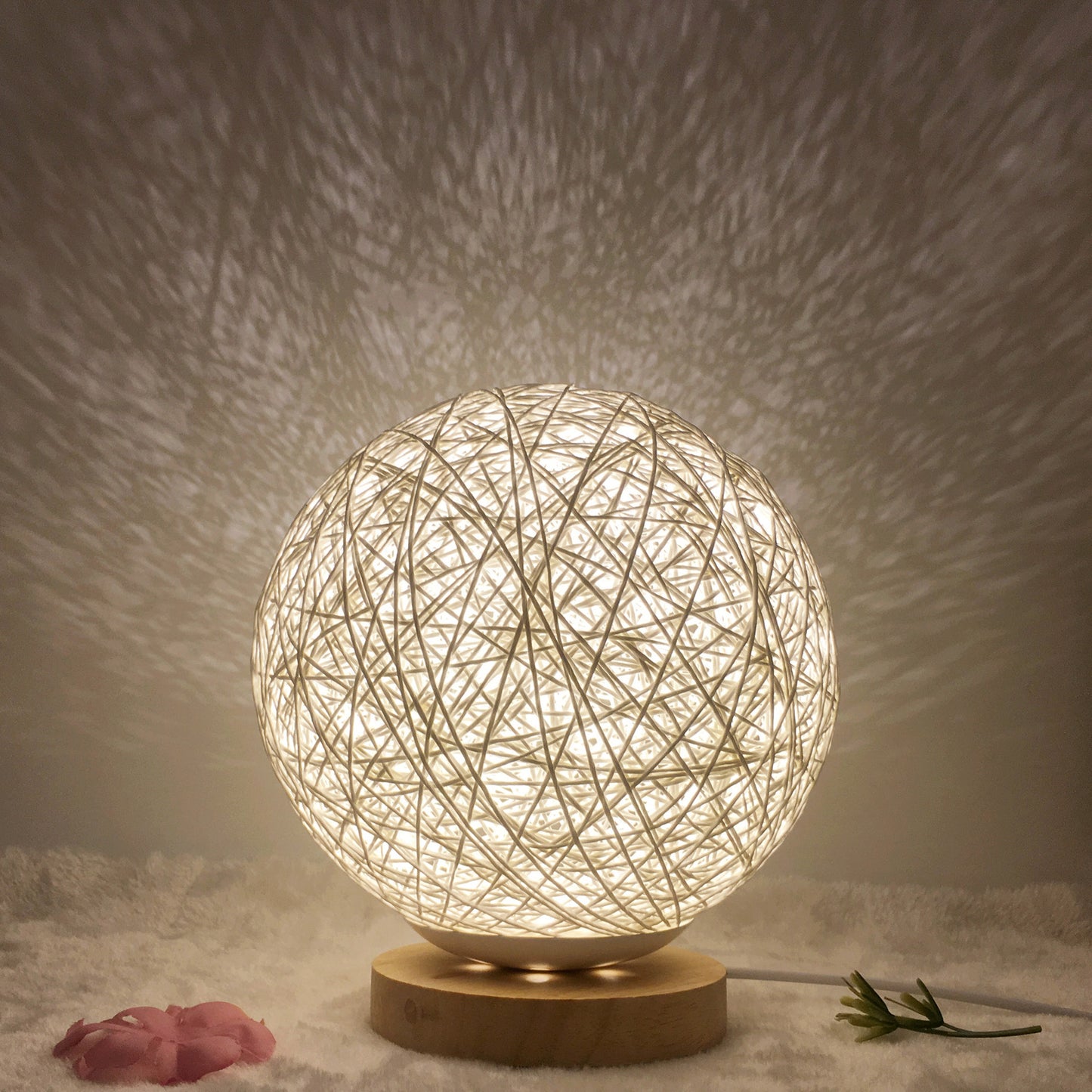 Creative Linen Table Lamp Rattan Ball Lamp