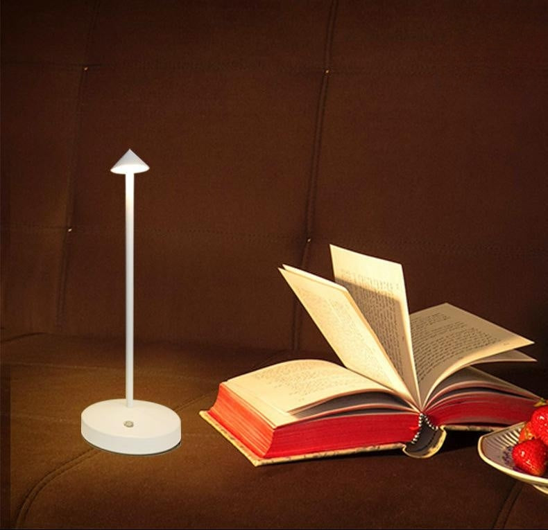 Retro Small Night Lamp Modern Simple Dining Table Living Room Bar Table Decoration Table Lamp