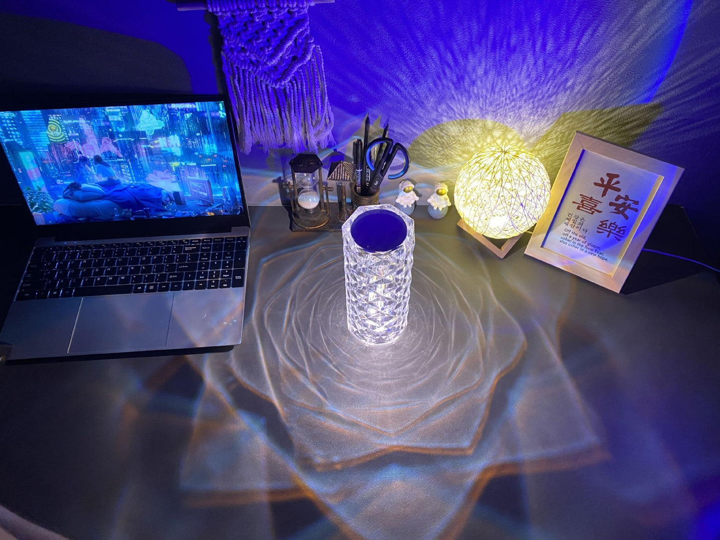 Romantic LED Rose Diamond Table Lamps For Living Room Lights