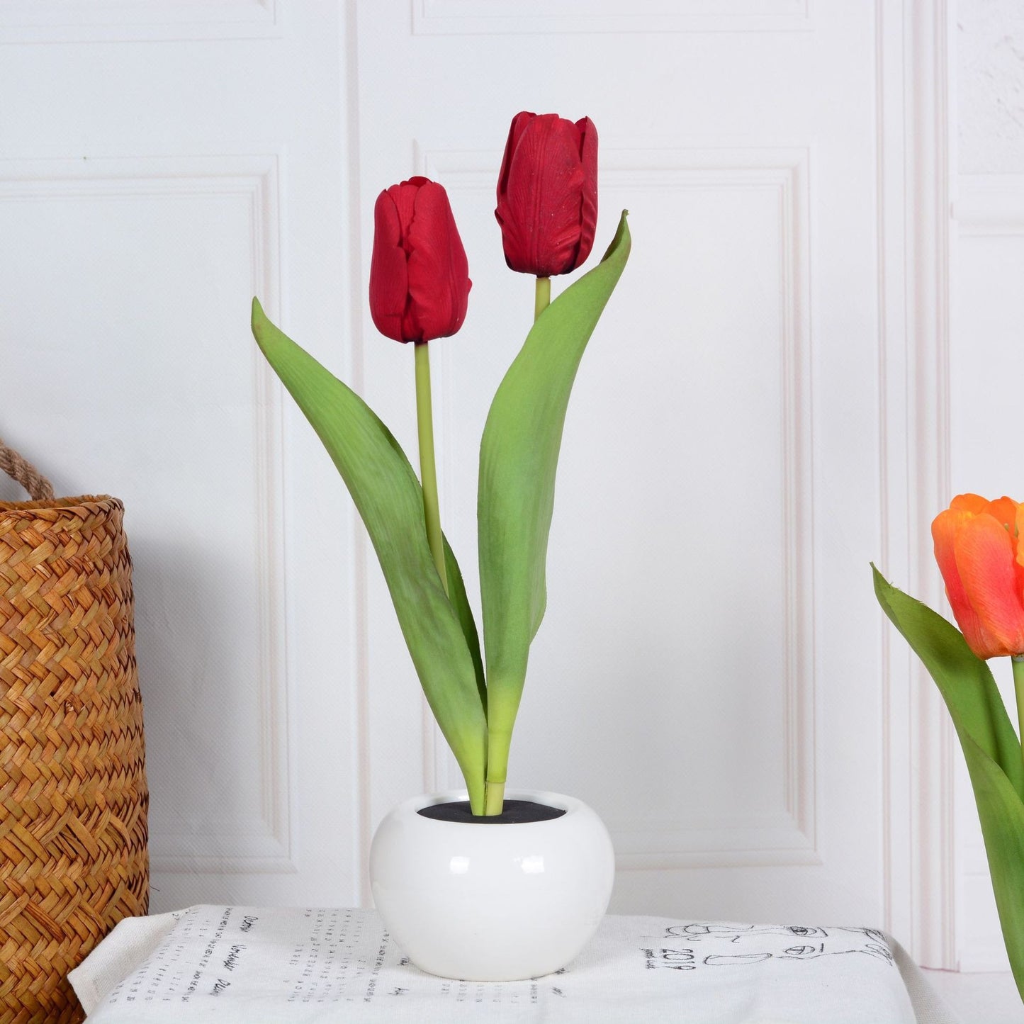 LED Tulip Flower Night Light Artificial Flowerpot Potted Plant