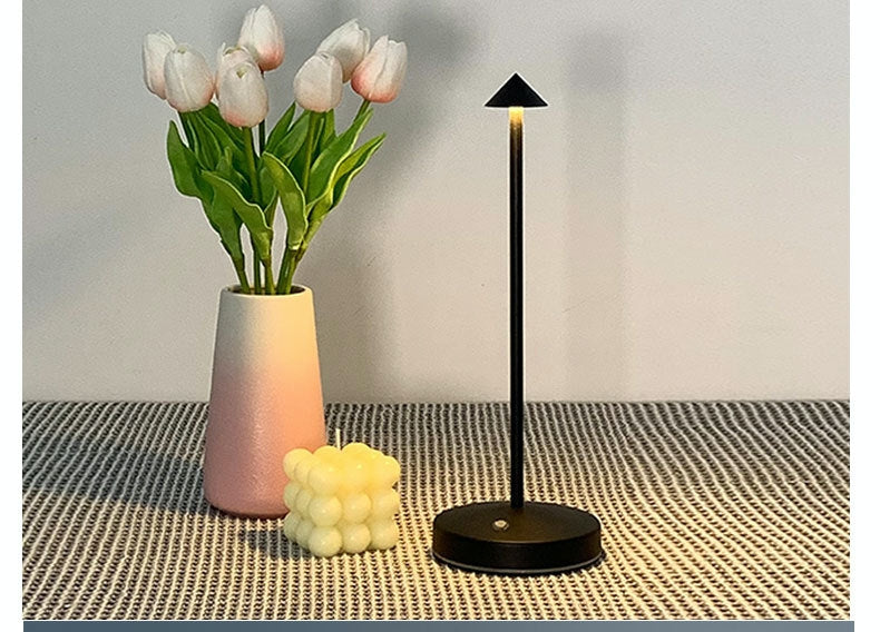 Retro Small Night Lamp Modern Simple Dining Table Living Room Bar Table Decoration Table Lamp
