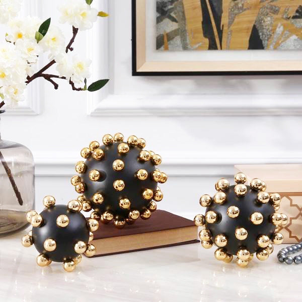 Neo-classical European-style Wrought Iron Spike Ball