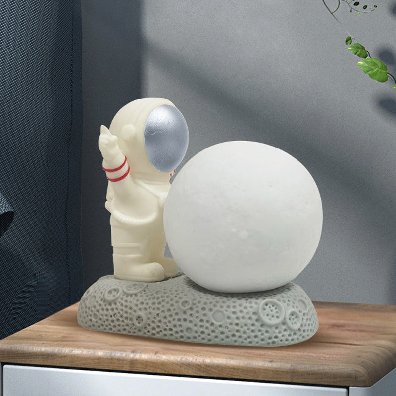 Modern Creative Astronaut Small Night Lamp Decoration