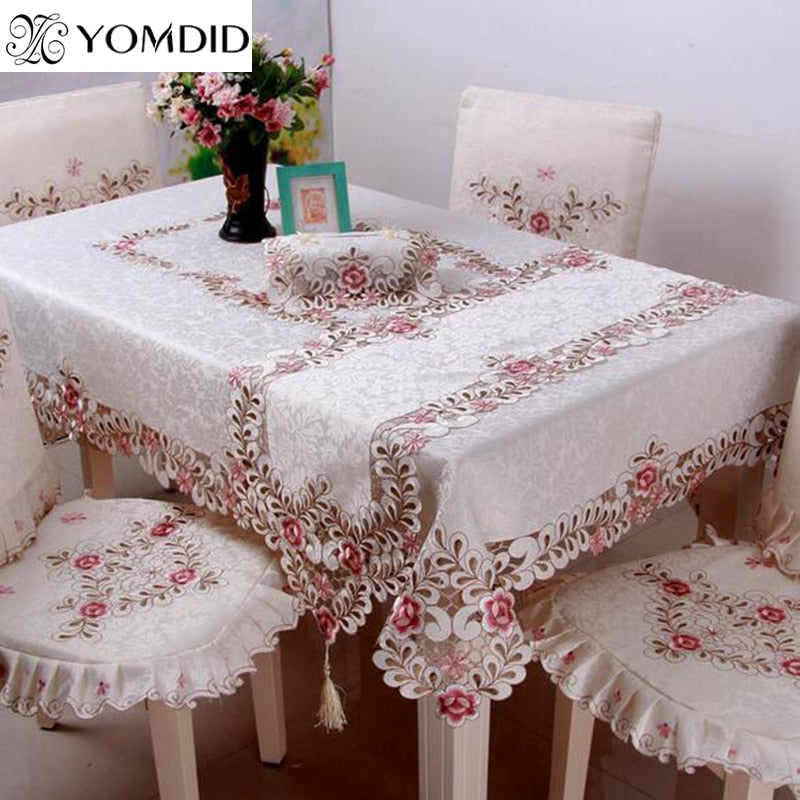 Embroidered Floral Lace Tablecloth