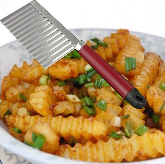 Potato Wavy Fruit Cutting Peeler Knife