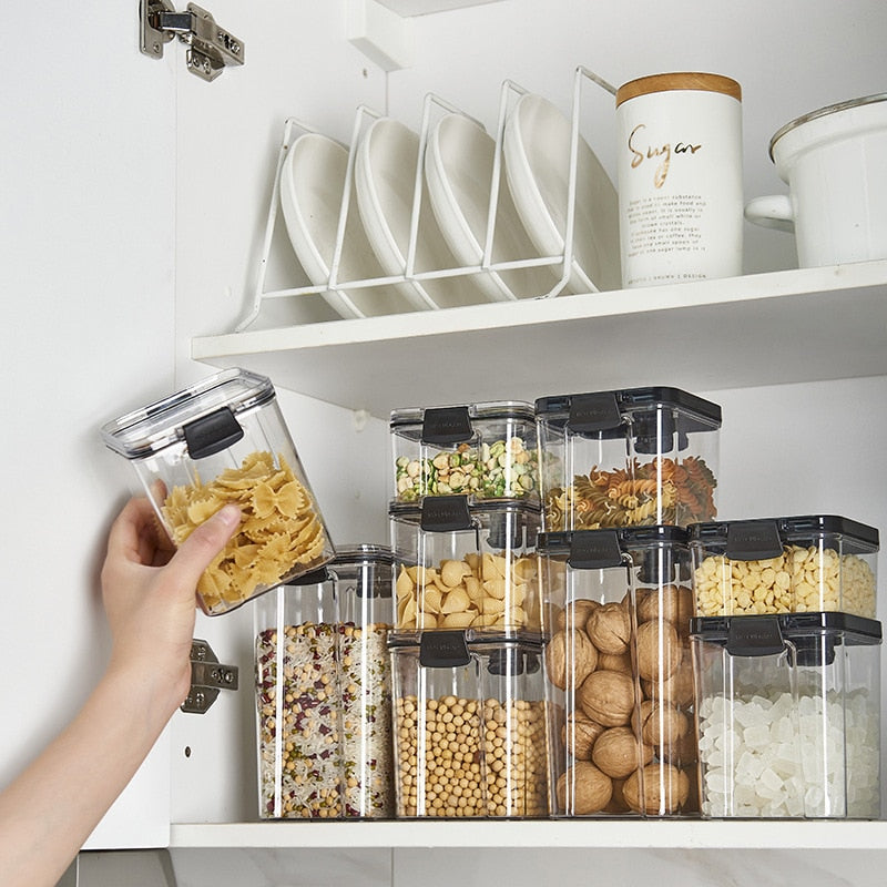 Transparent Sealed Cans Jars