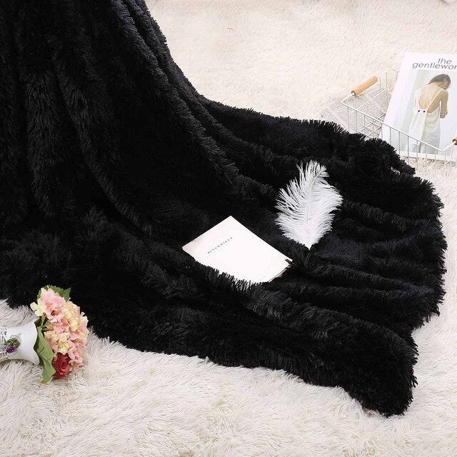 Elegant Cozy With Fluffy Throw Blanket